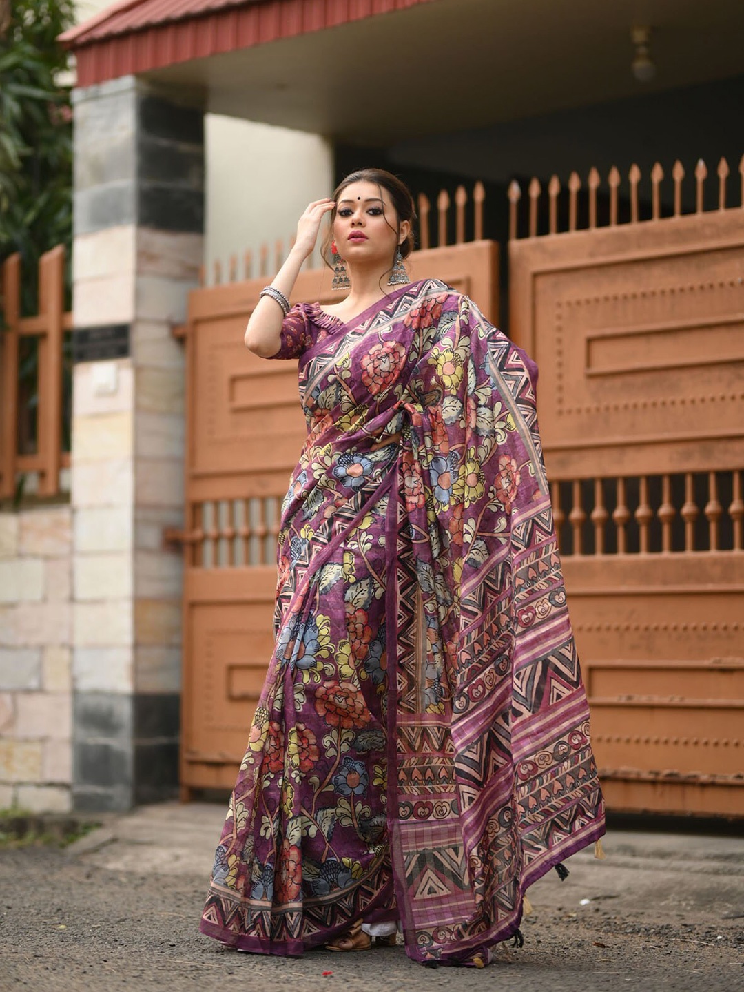 

ODETTE Purple & Blue Kalamkari Linen Blend Saree
