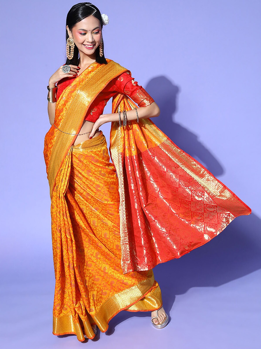 

ODETTE Yellow & Gold-Toned Paisley Woven Design Zari Silk Blend Saree