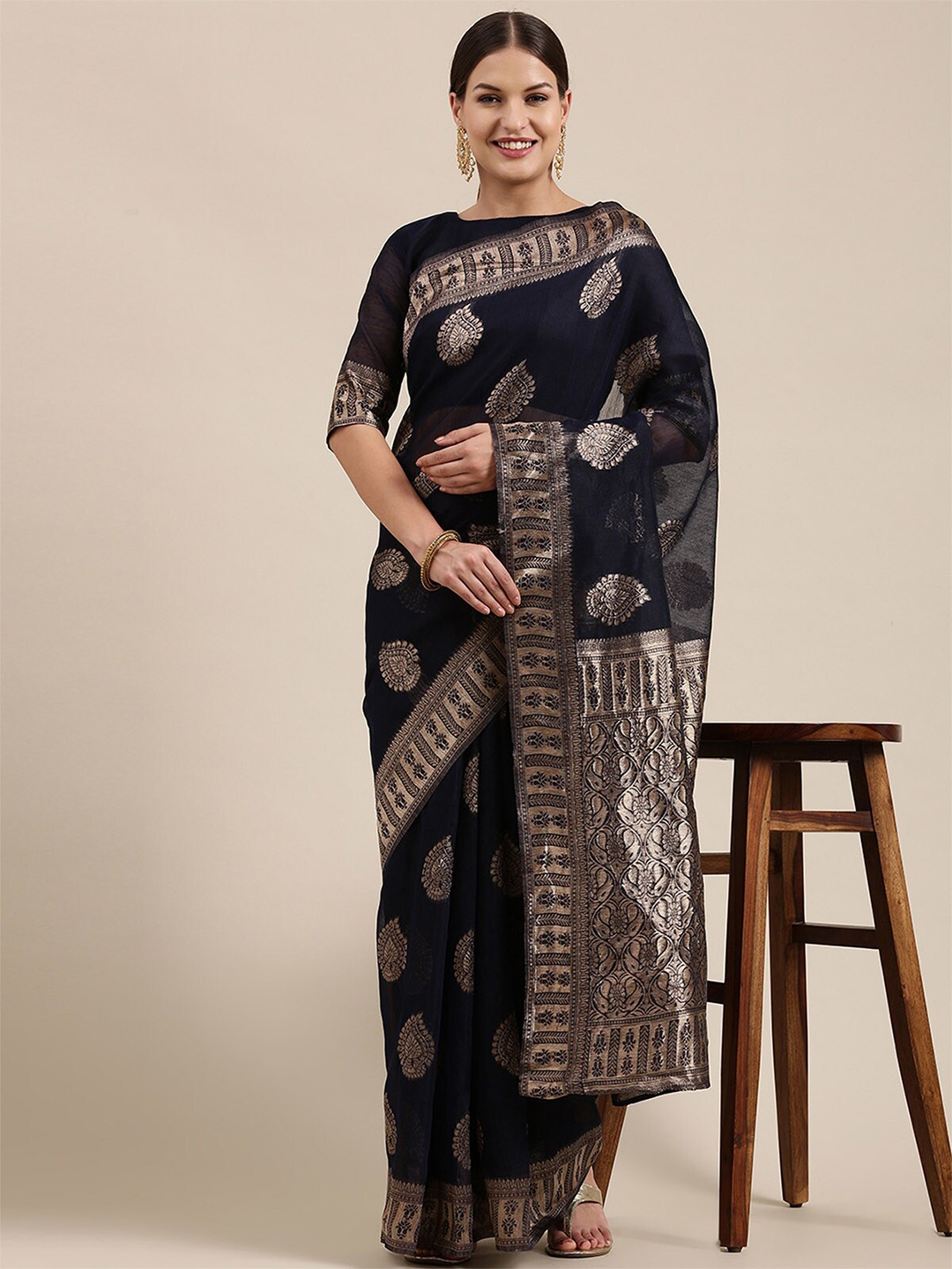 

ODETTE Navy Blue & Gold-Toned Paisley Zari Linen Blend Banarasi Saree
