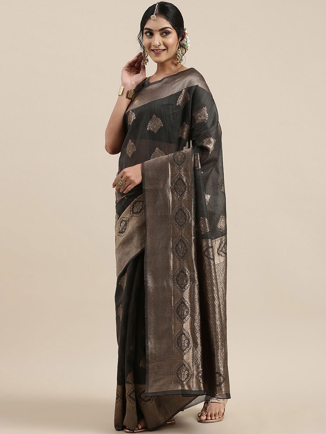 

ODETTE Grey & Gold-Toned Ethnic Motifs Zari Linen Blend Banarasi Saree