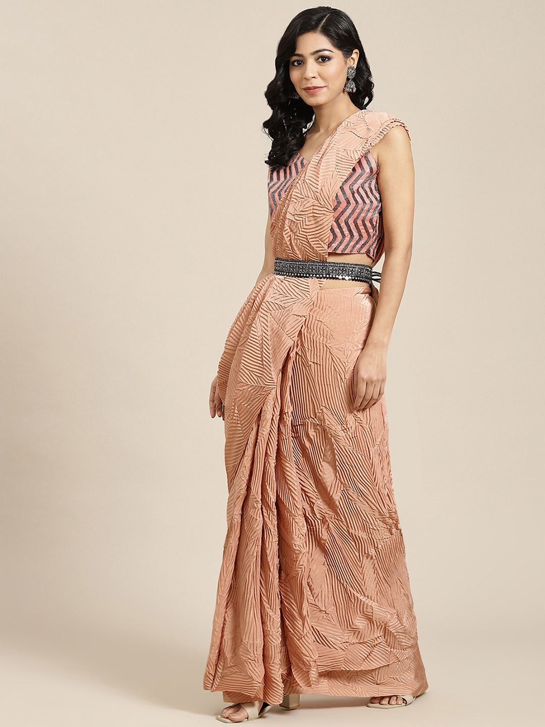 

ODETTE Peach-Coloured Pure Crepe Solid Belted Saree
