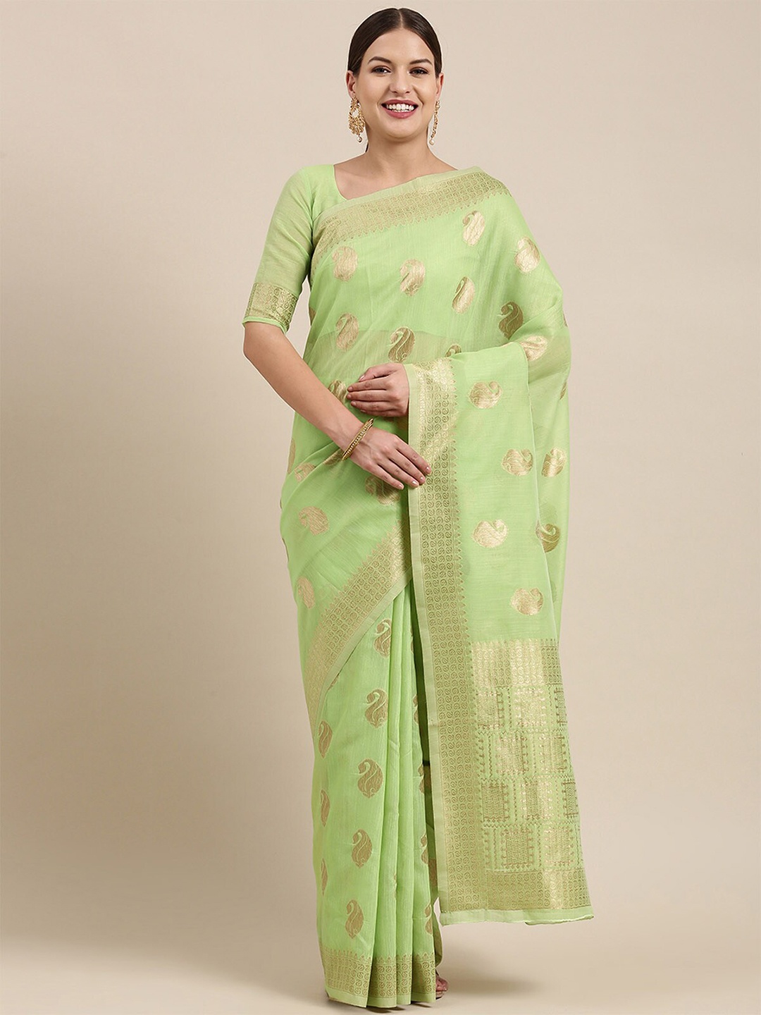 

ODETTE Green & Gold-Toned Ethnic Motifs Zari Linen Blend Banarasi Saree