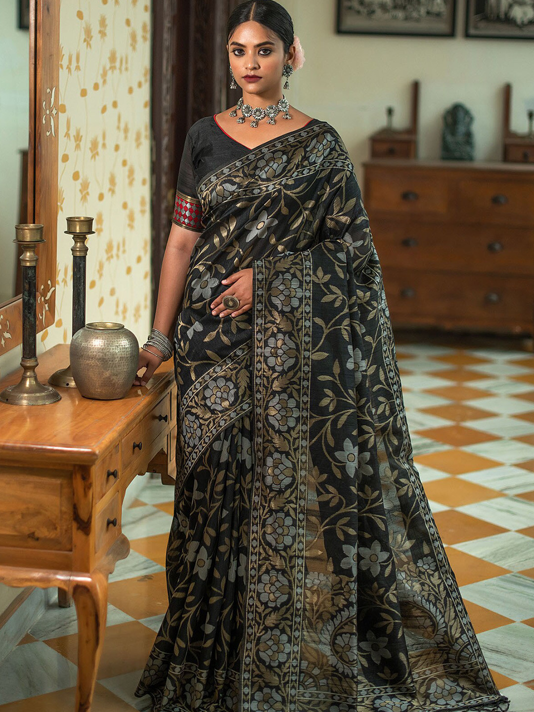 

ODETTE Black & Grey Woven Design Zari Silk Blend Saree
