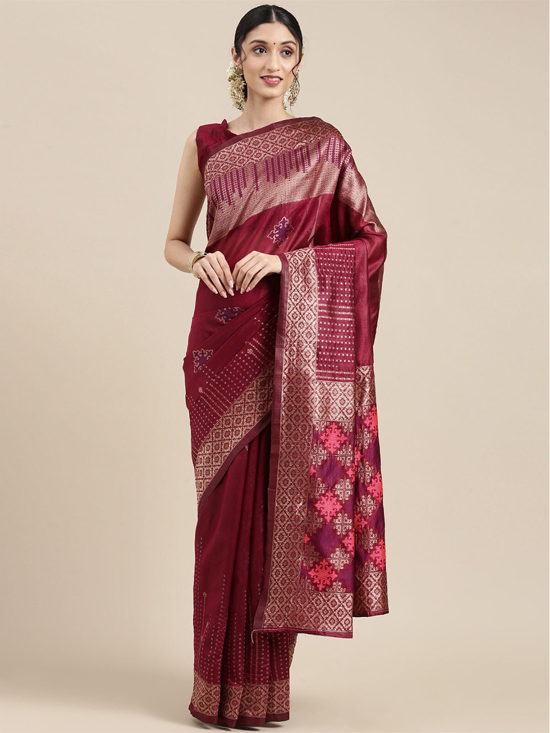 

ODETTE Magenta & Gold-Toned Woven Design Zari Silk Blend Banarasi Saree