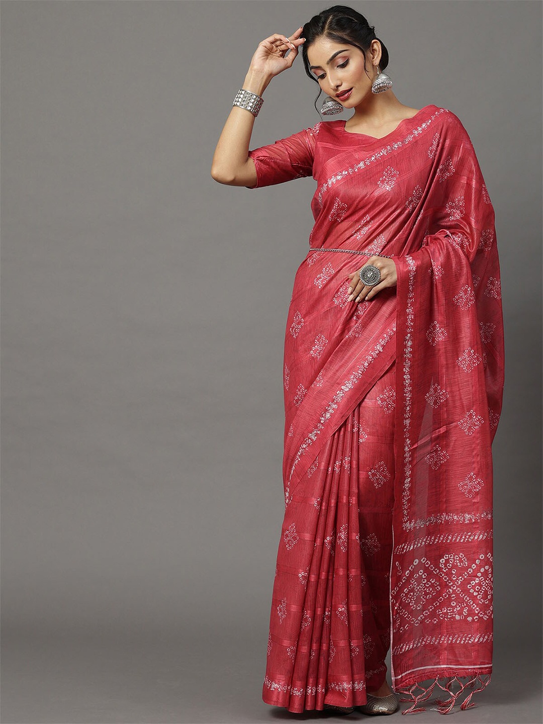 

ODETTE Pink & White Floral Silk Blend Block Print Saree