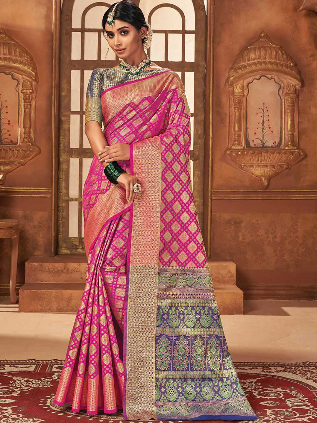 

ODETTE Pink & Green Ethnic Motifs Zari Silk Blend Saree