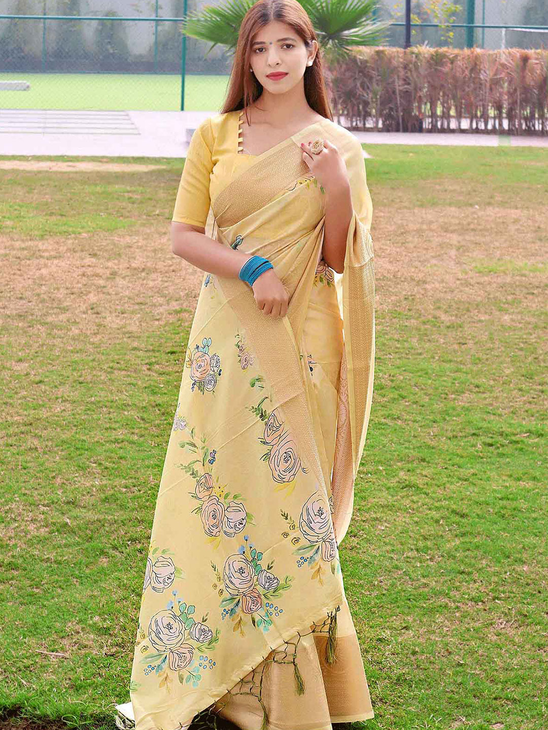 

ODETTE Yellow & Blue Floral Zari Silk Blend Saree