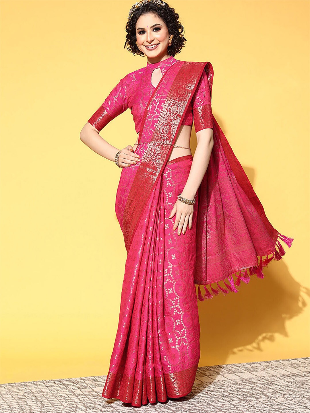 

ODETTE Pink & Gold-Toned Woven Design Zari Silk Blend Saree