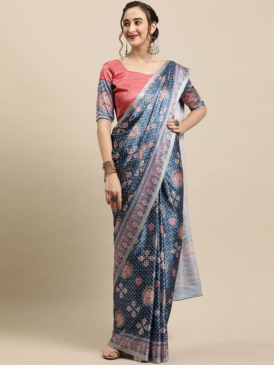 

ODETTE Navy Blue & Grey Ethnic Motifs Block Print Saree