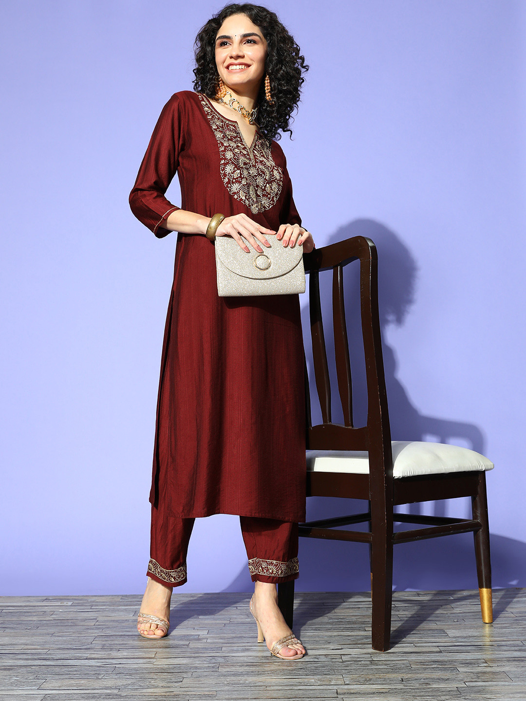

SheWill Women Ethnic Motifs Silk Blend Hyper Texture Kurta Set, Maroon