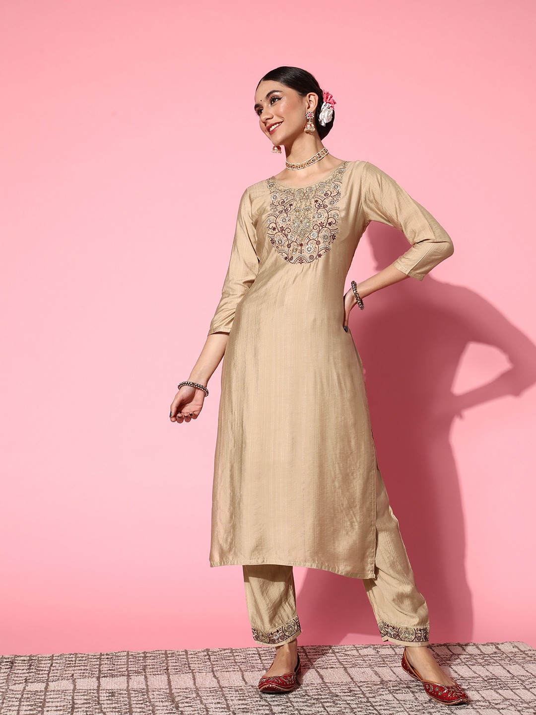 

SheWill Women Ethnic Motifs Silk Blend Hyper Texture Kurta Set, Beige