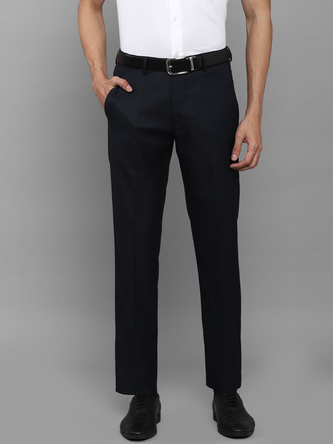 

Louis Philippe Men Black Checked Slim Fit Formal Trousers