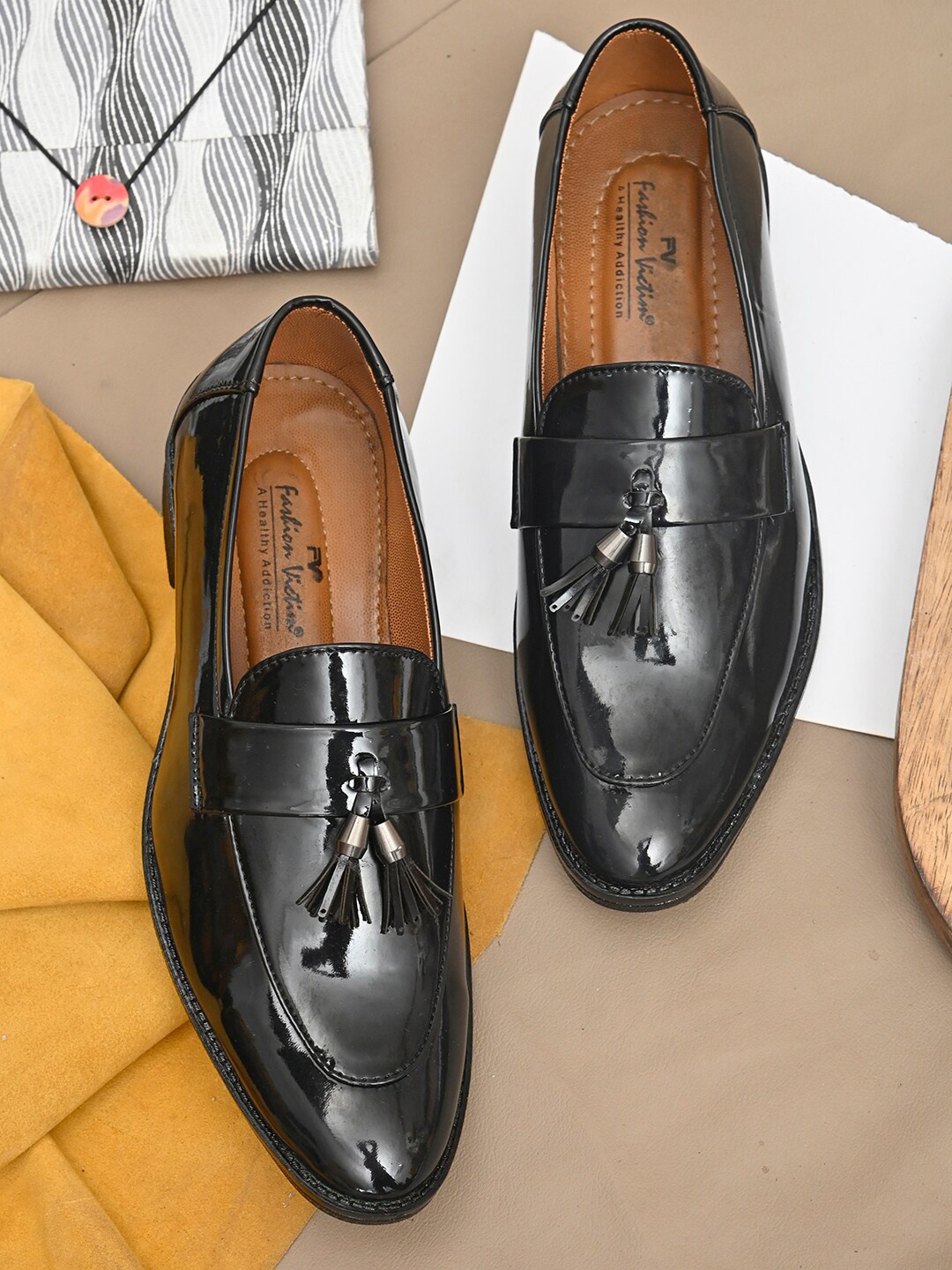

Fashion Victim Men Black Solid Leather Slip-On
