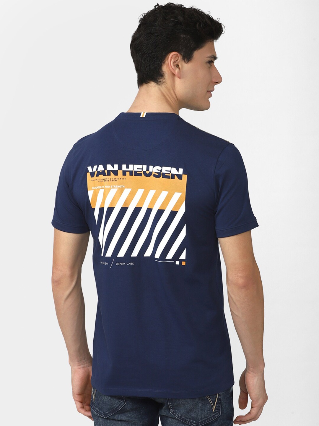 

VAN HEUSEN DENIM LABS Men Navy Blue Applique T-shirt