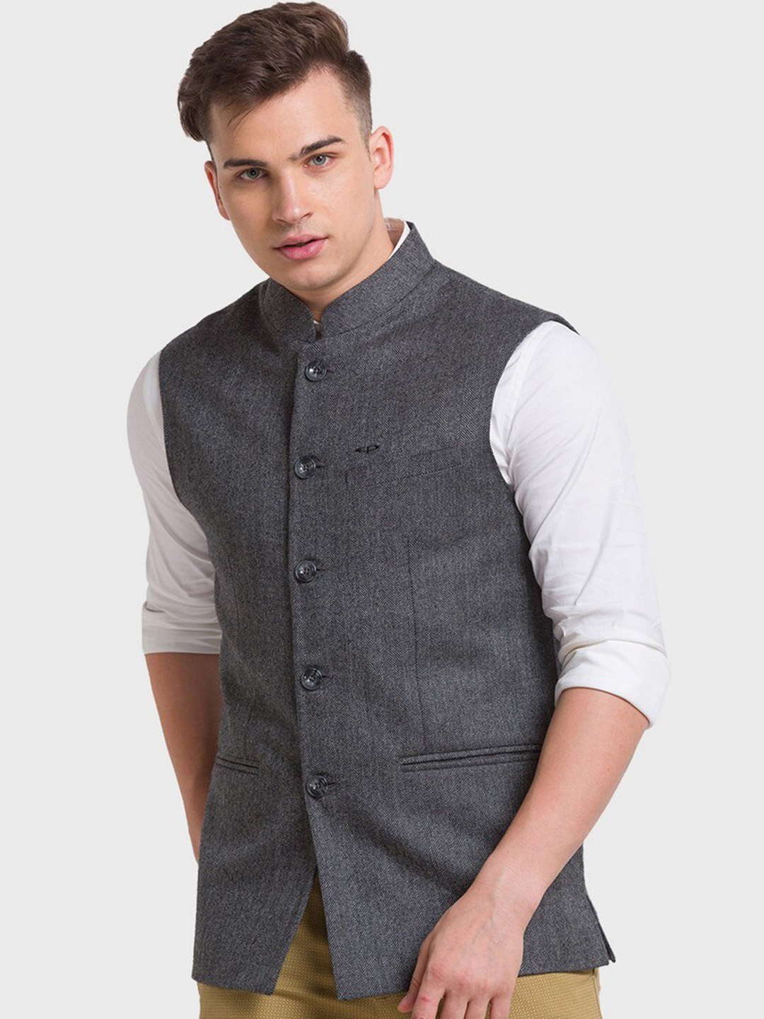 

ColorPlus Men Grey Solid Tailored Jacket