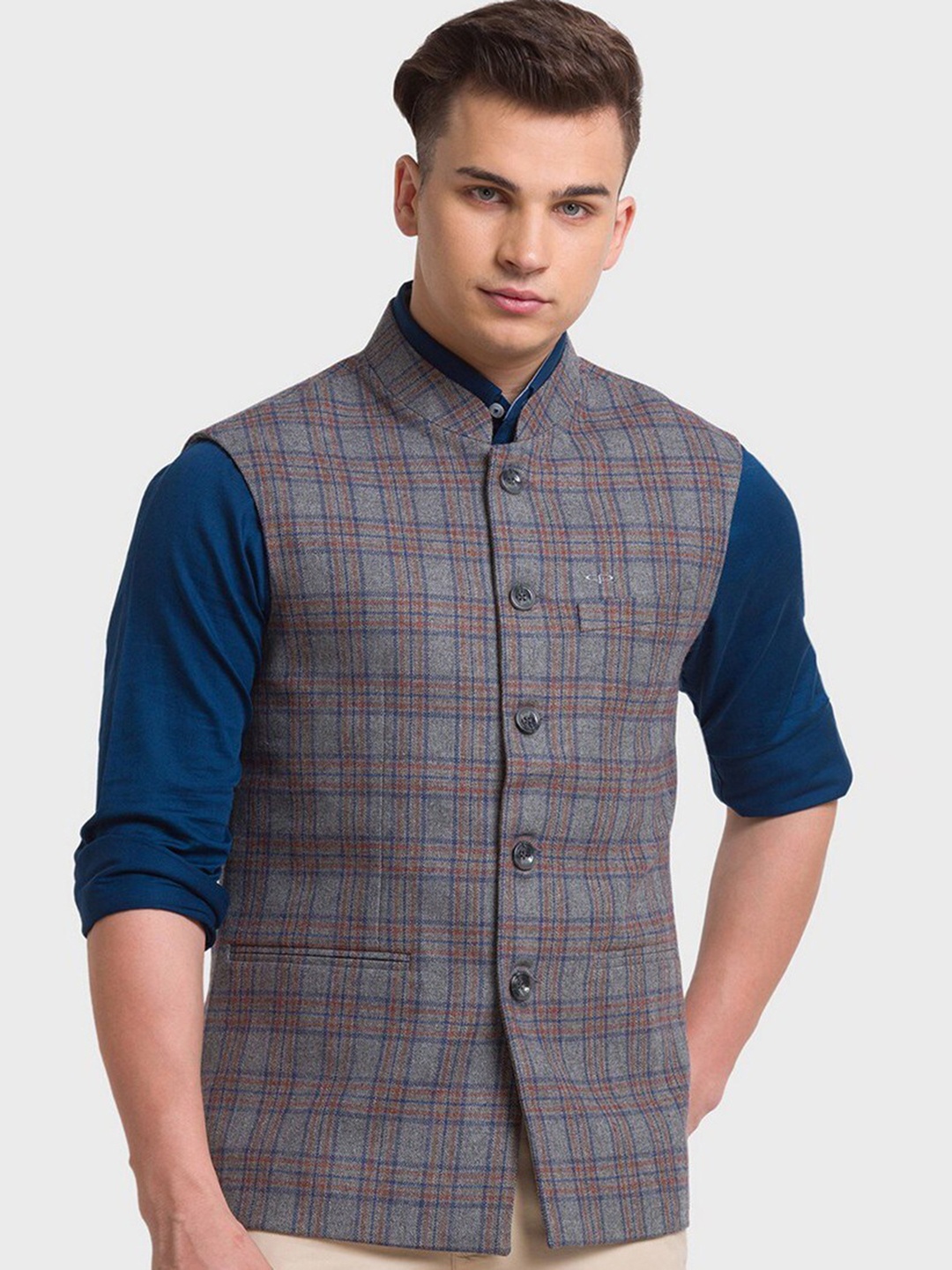 

ColorPlus Men Grey Checked Crop Tailored Jacket with Embroidered