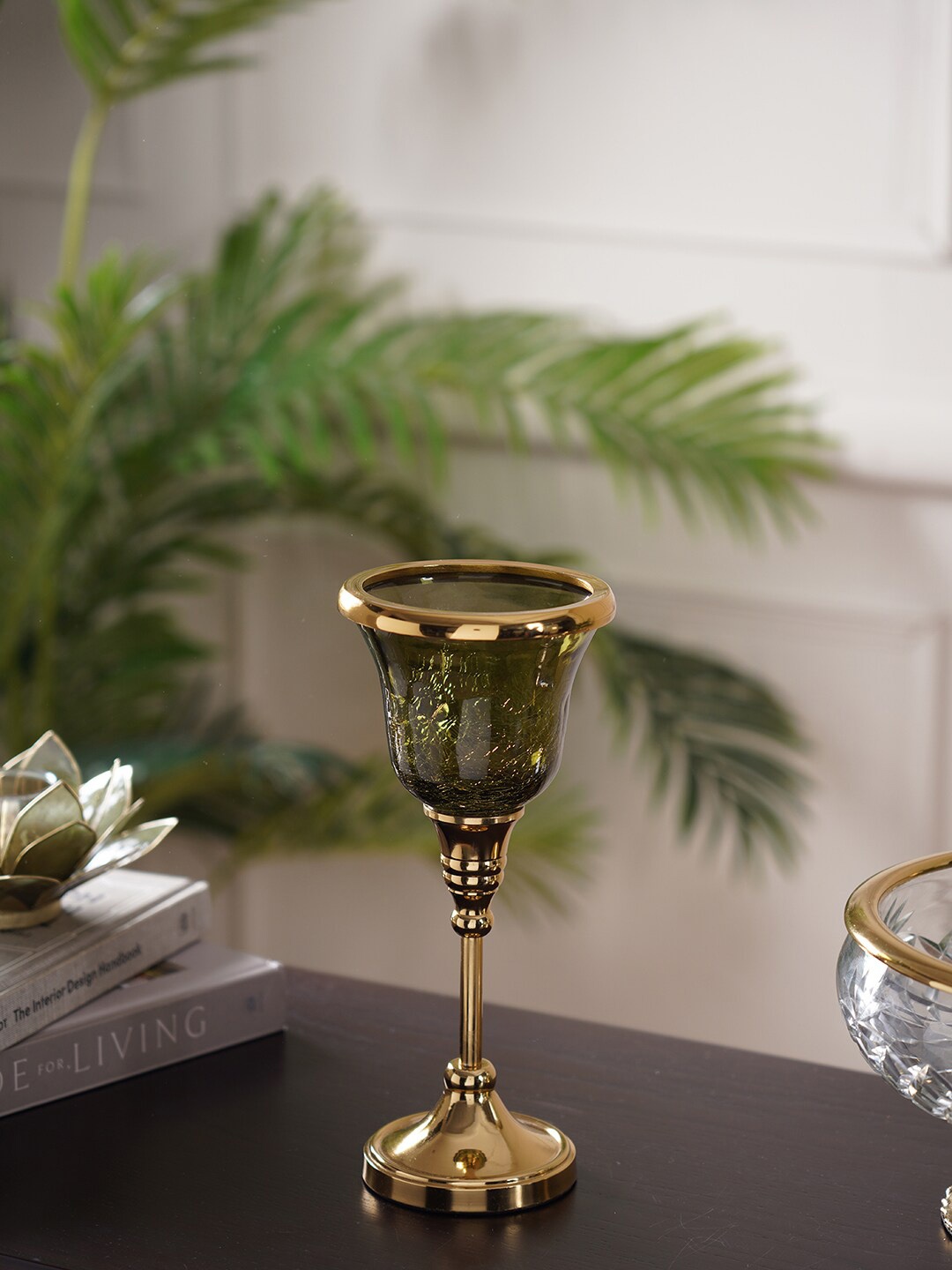 

Pure Home and Living Green & Gold-Toned Small Candle Holder