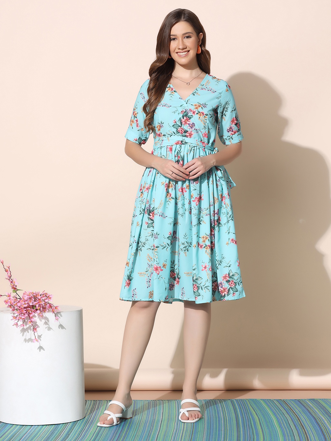 

FASHION DREAM Women Blue Floral Printed Midi Dress