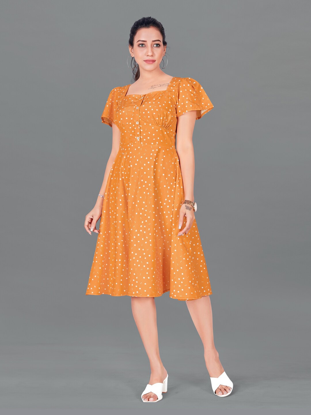 

FASHION DREAM Orange Dress