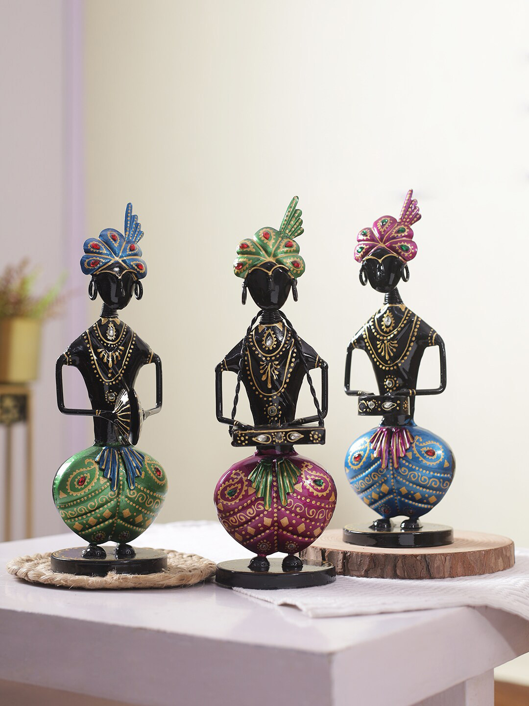 

Aapno Rajasthan Unisex Set of 3 Musician Men Antique Showpiece, Green