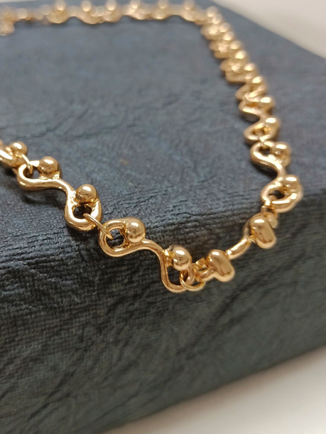 

OOMPH Gold-Toned Choker Necklace