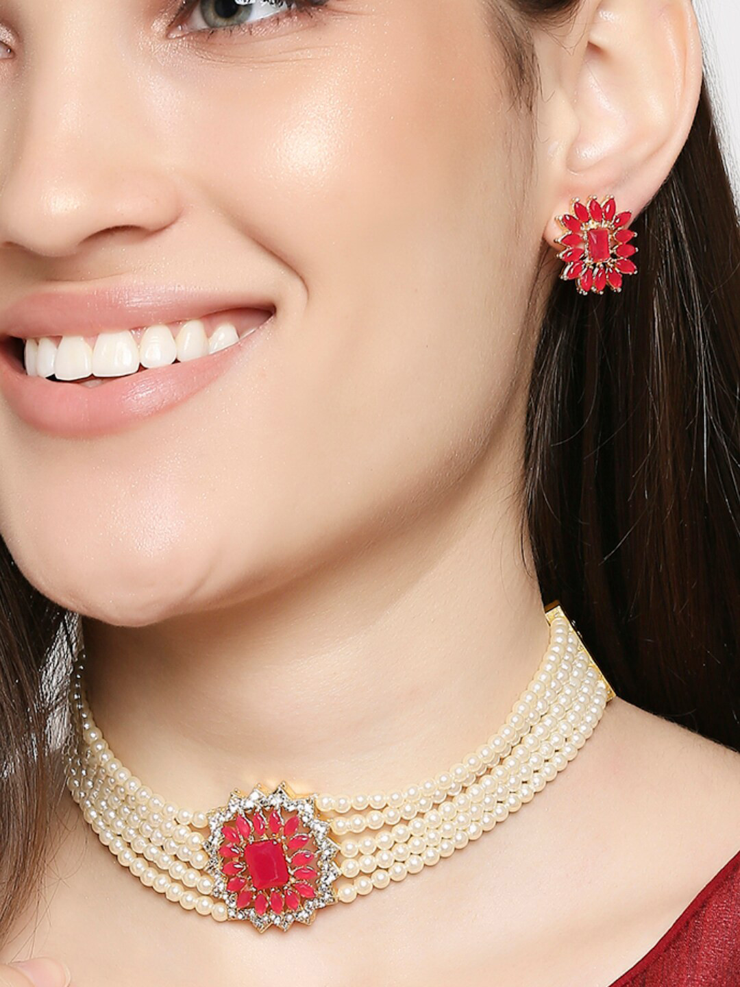

OOMPH Gold-Toned Red and White Kundan Studded and Beaded Jewellery Set