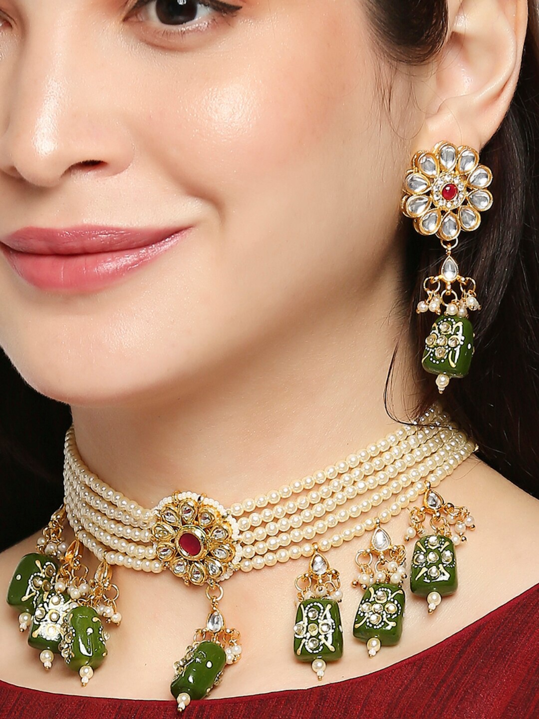 

OOMPH Gold-Toned Kundan Studded & Beaded Layered Jewellery Set