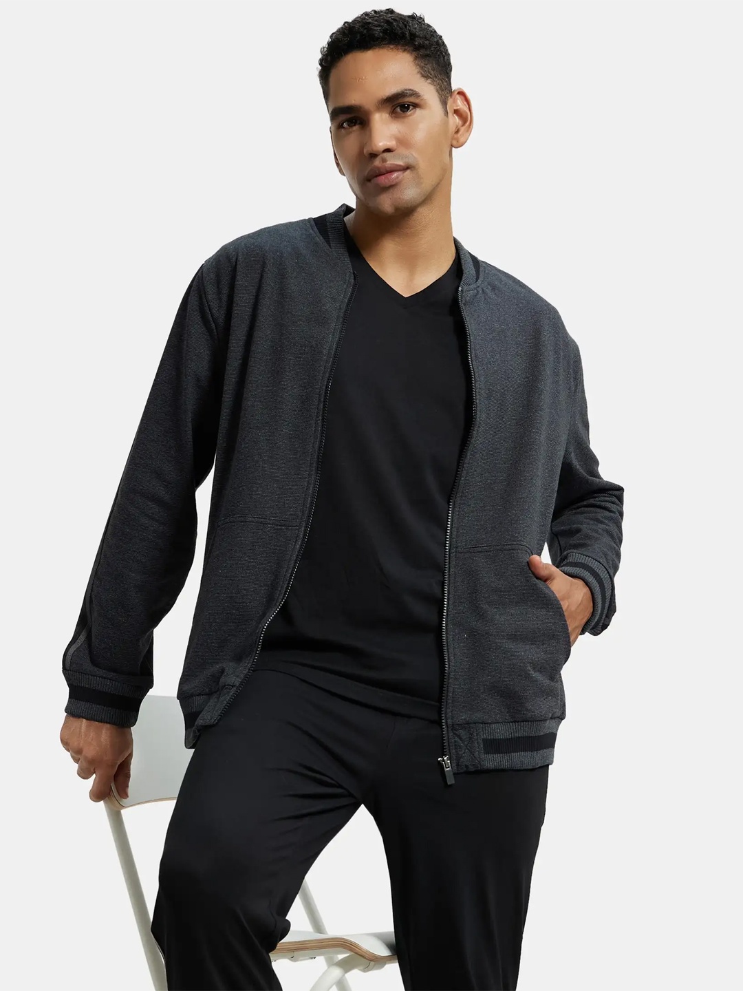 

Jockey Super Combed Cotton Rich Fleece Jacket With StayWarm Technology-AM92, Grey melange