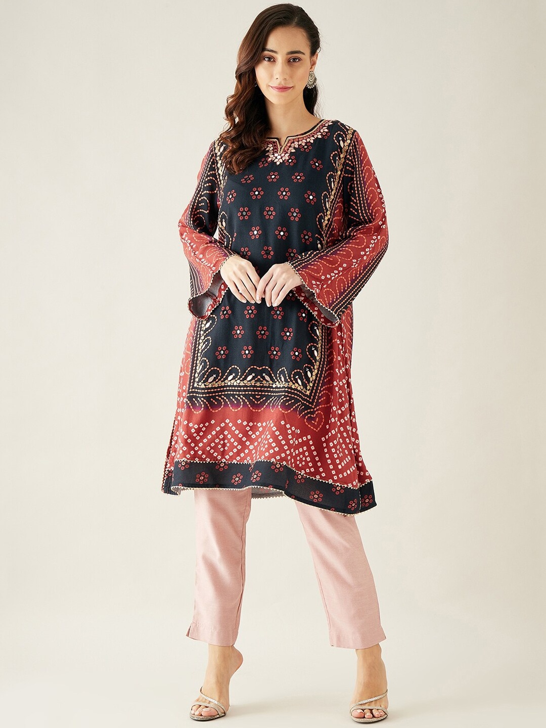 

The Kaftan Company Women Black & Maroon Ethnic Motifs Printed Flared Sleeves Pathani Kurta