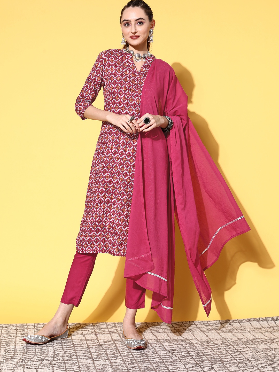 

HERE&NOW Women Fuchsia Ethnic Motifs Printed Kurta with Trousers & Dupatta