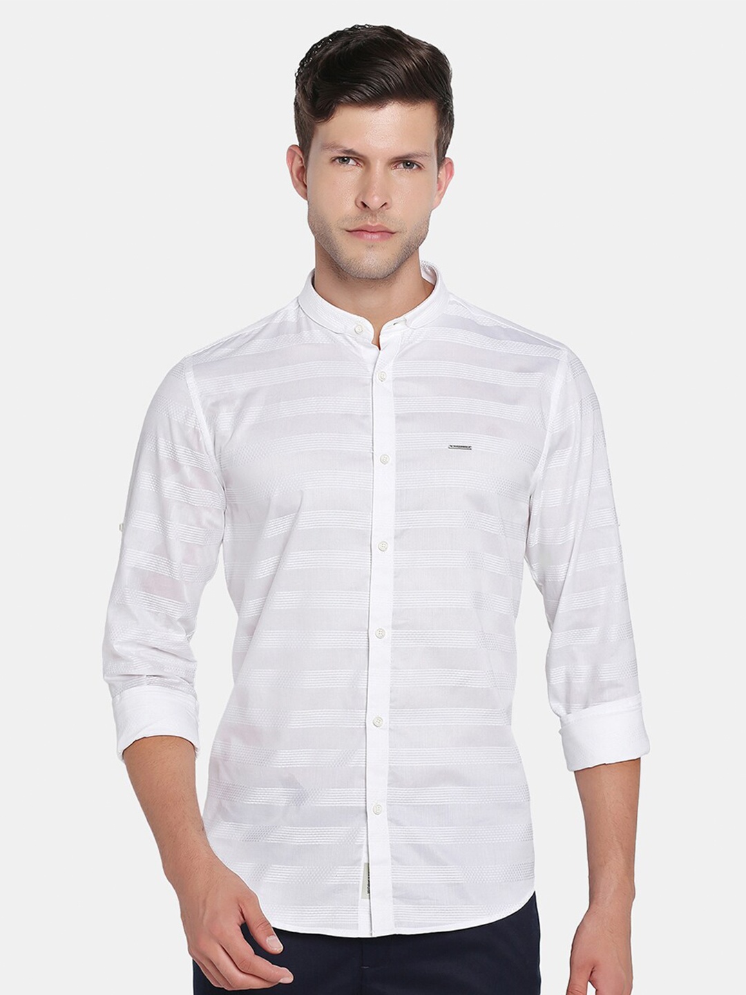 

Blackberrys Men White Slim Fit Striped Casual Shirt