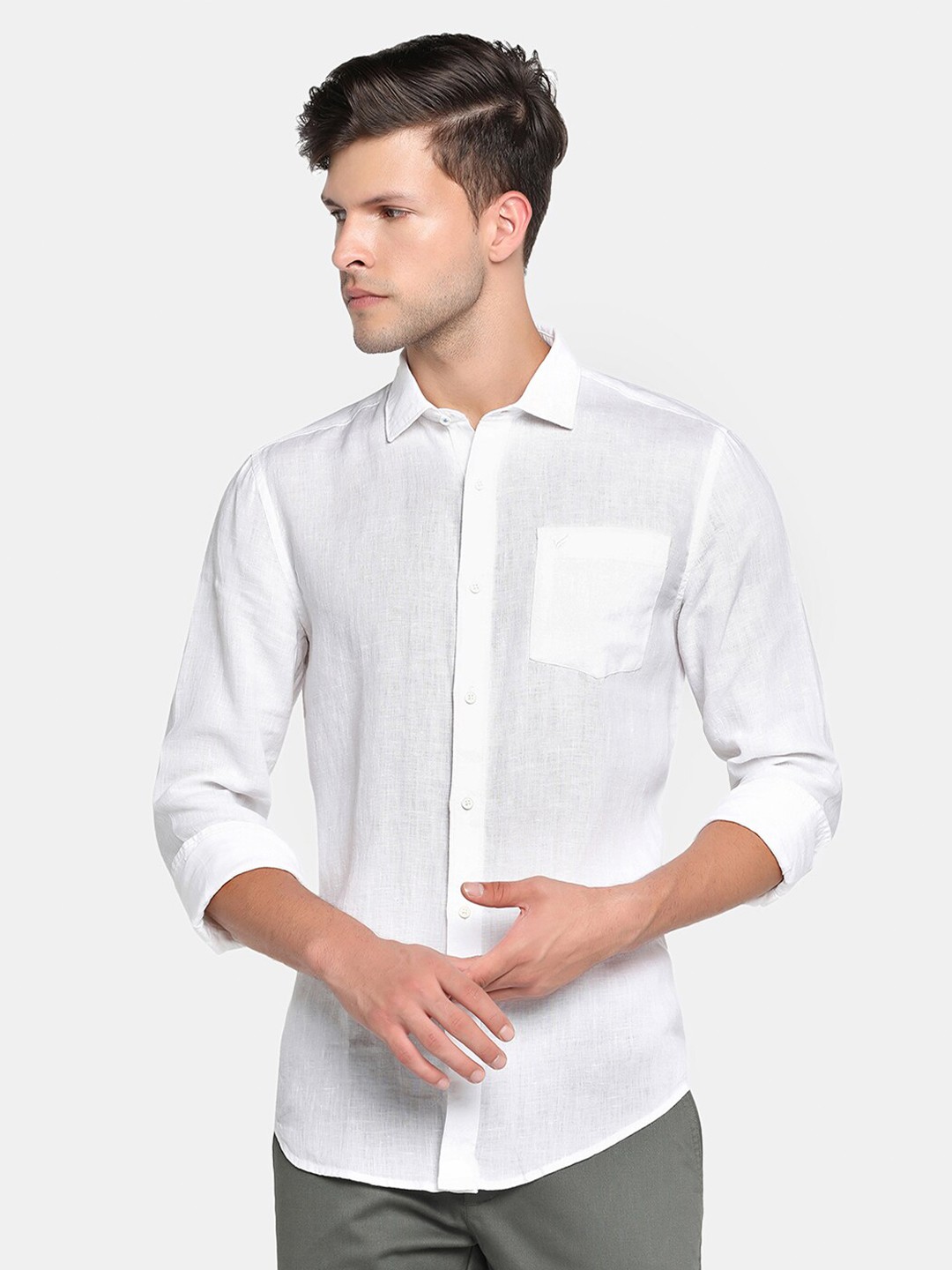 

Blackberrys Men White Slim Fit Casual Shirt