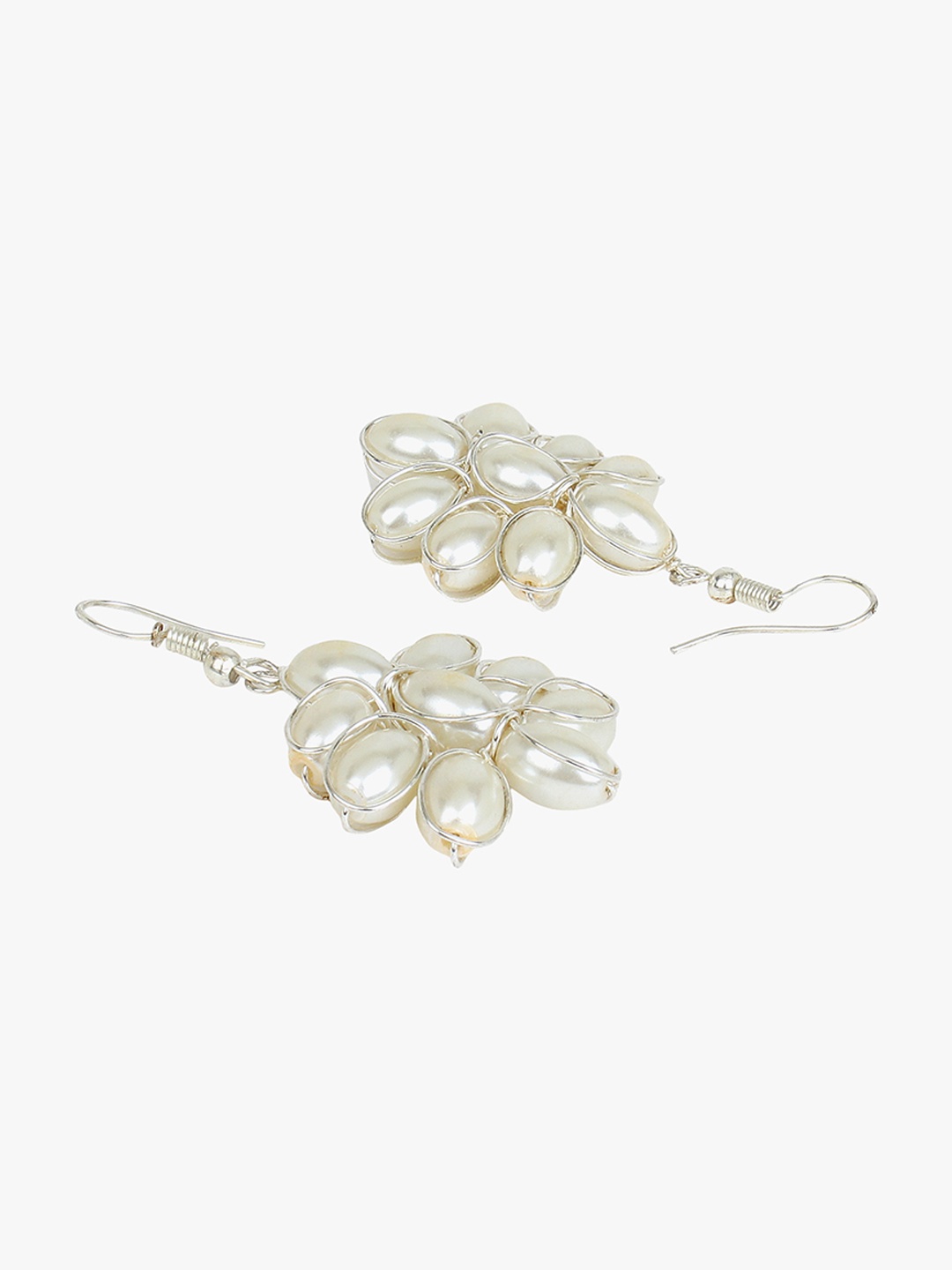 

CARDINAL Silver-Toned White Beaded Floral Choker Necklace Set