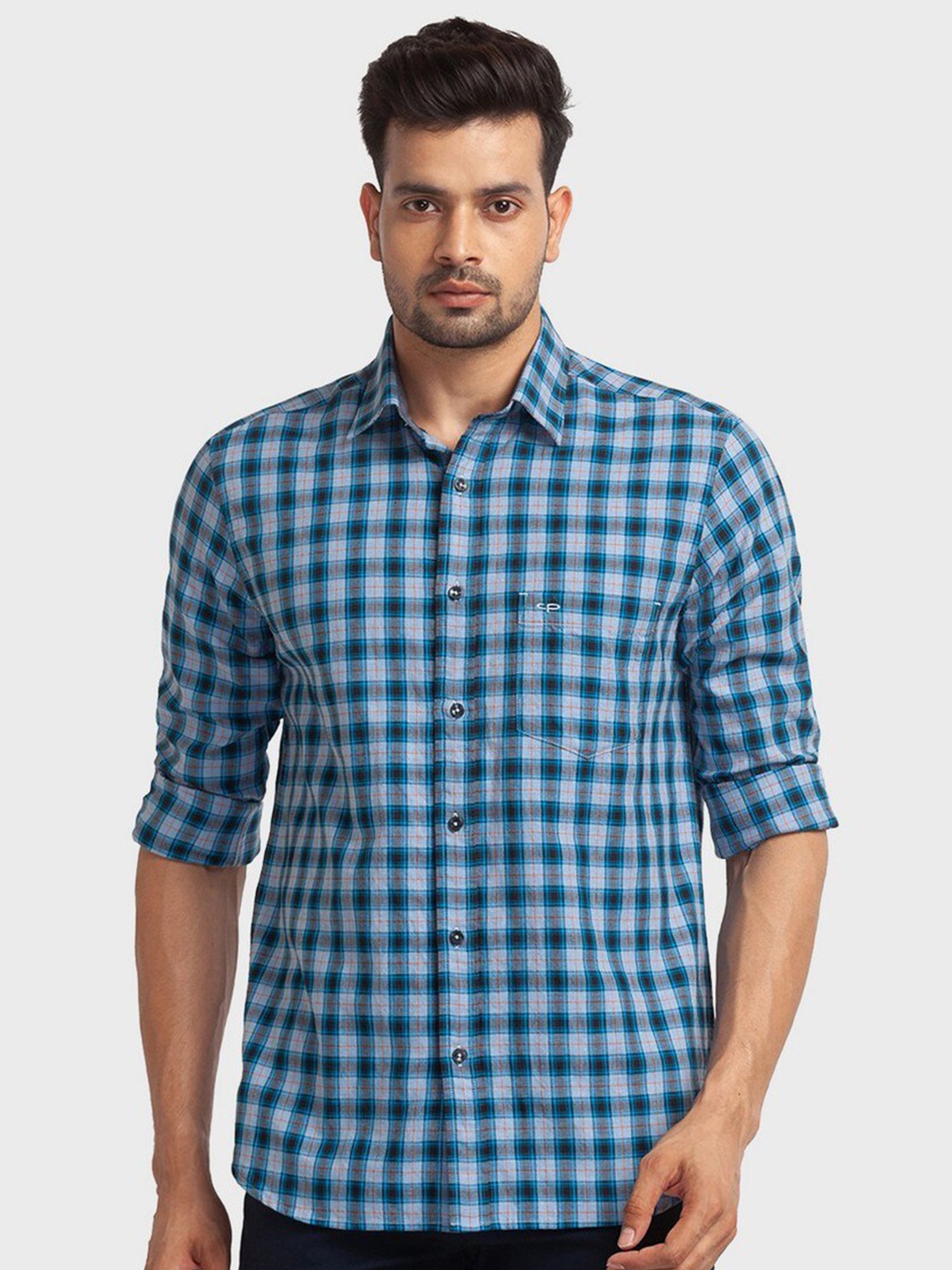 

ColorPlus Men Blue Tailored Fit Checked Casual Shirt
