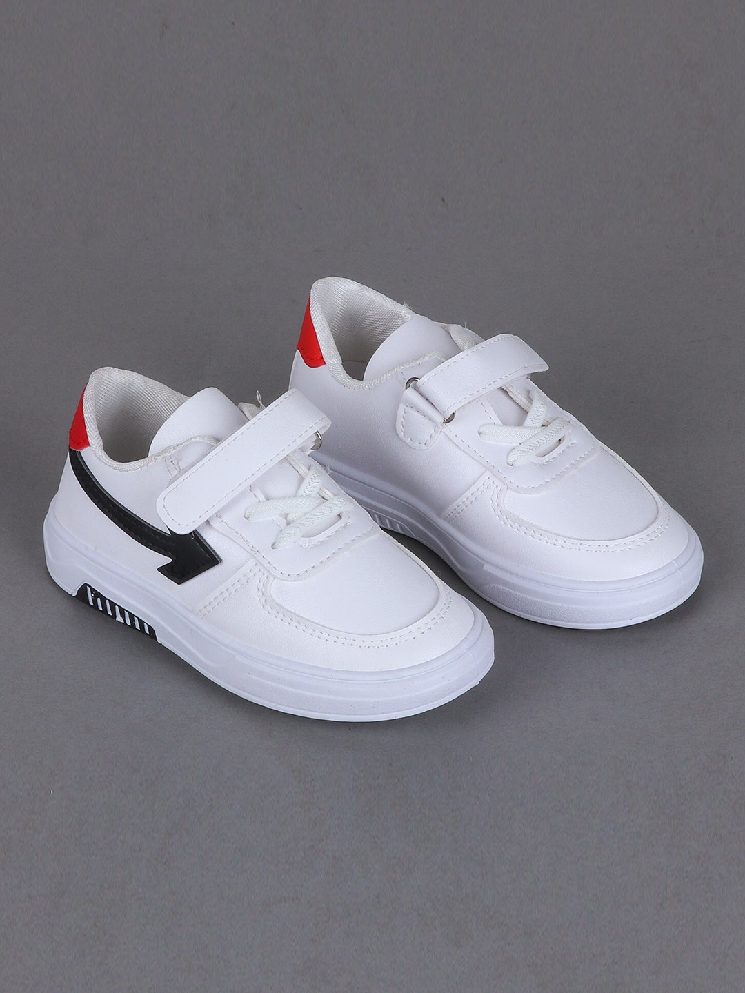 

FEETWELL SHOES Unisex Kids Black Sneakers