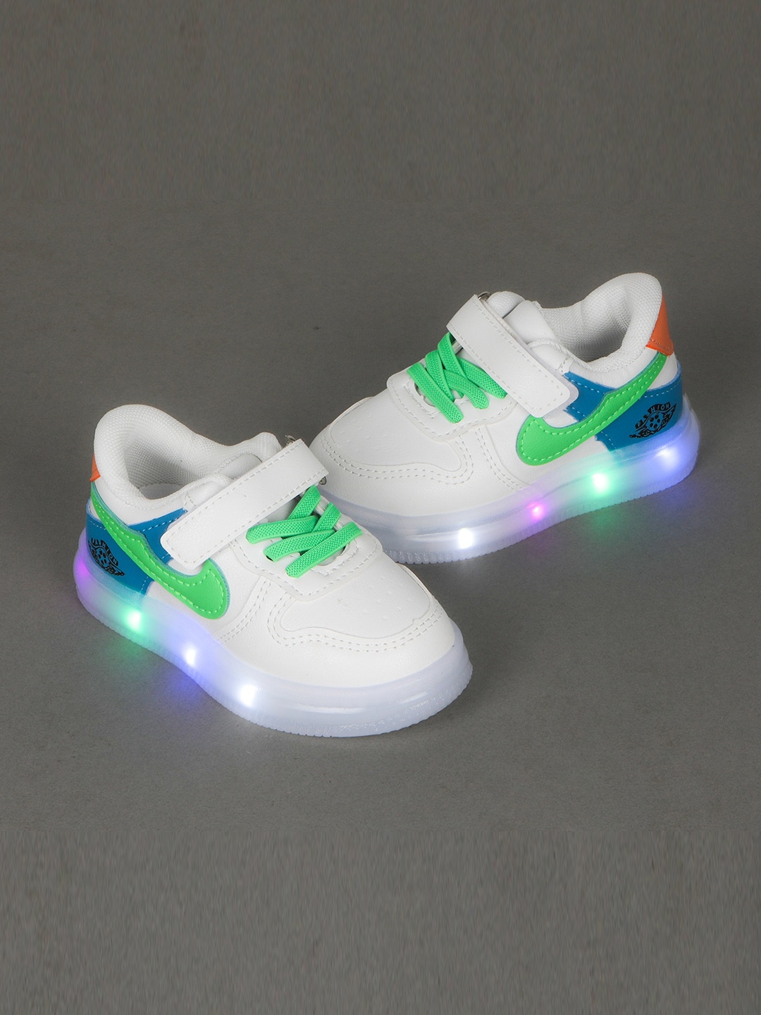 

FEETWELL SHOES Unisex Kids White Colourblocked Sneakers