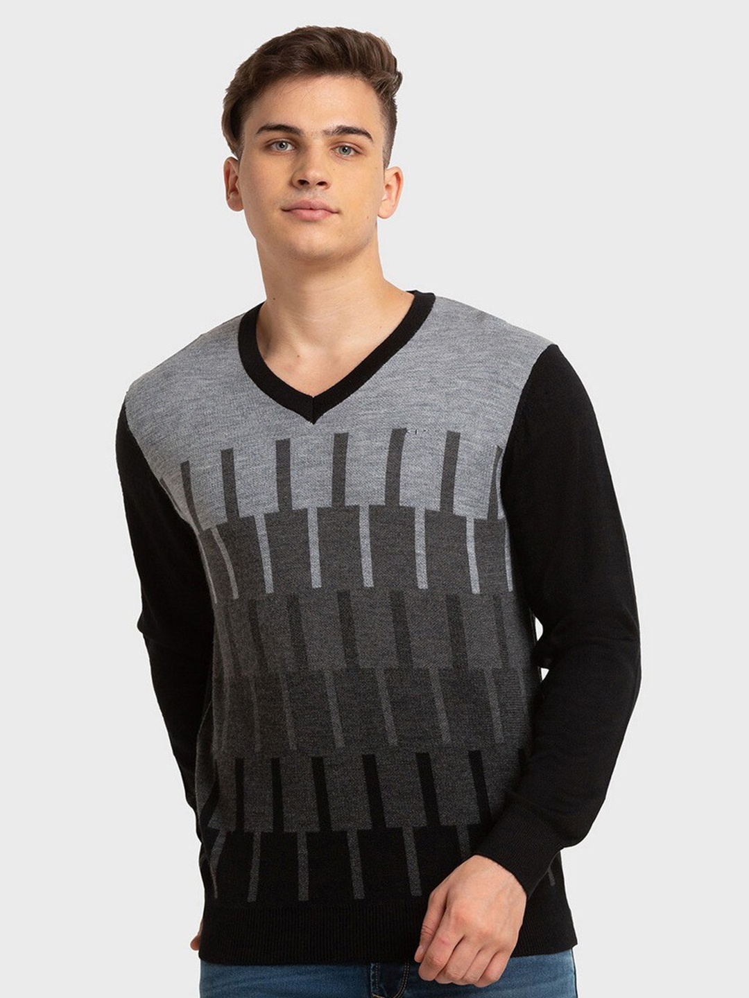 

ColorPlus Men Plus Size Black & Grey Printed Pullover