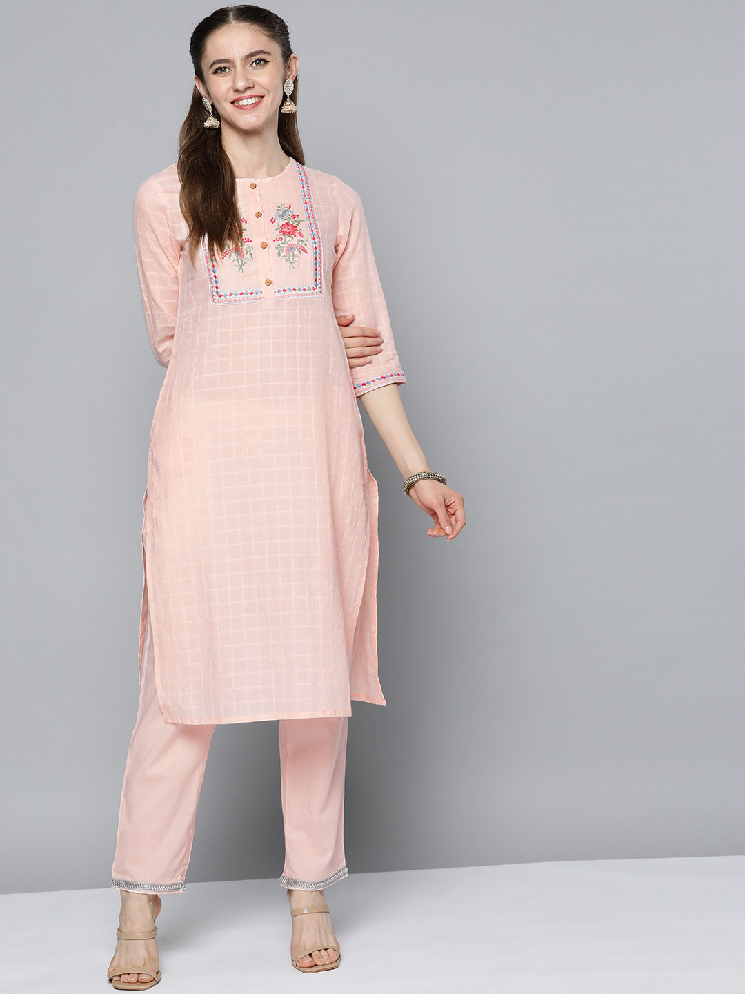 

HERE&NOW Women Peach-Coloured Ethnic Motifs Embroidered Thread Work Pure Cotton Kurta with Trousers