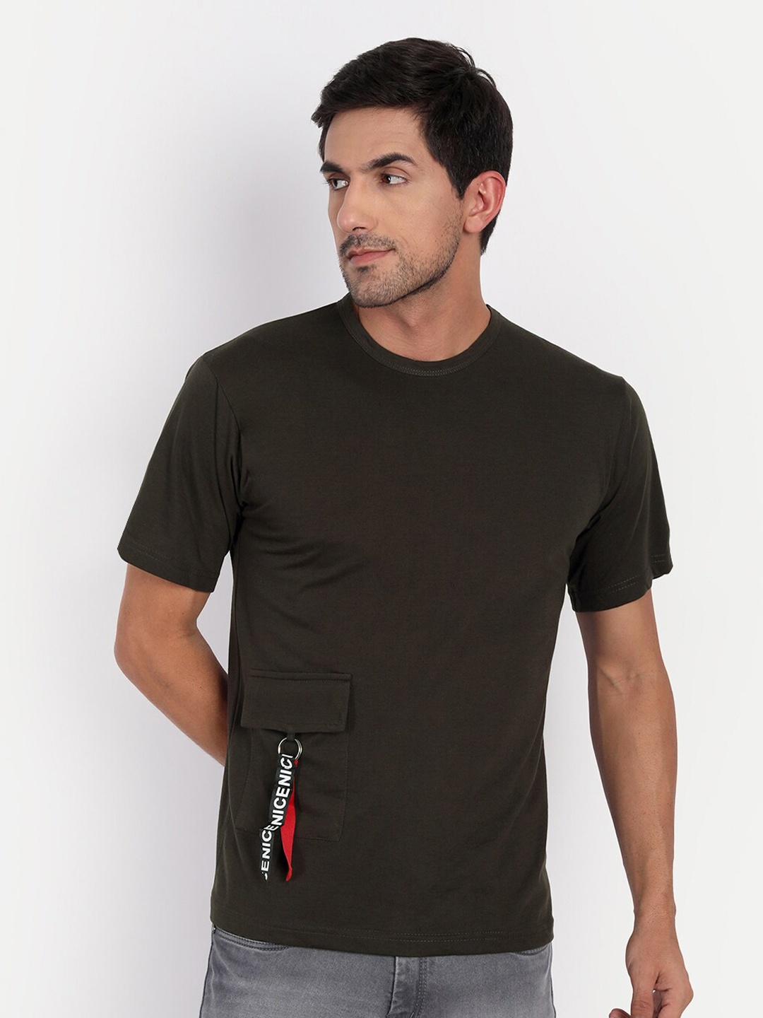 

CLAFOUTIS Men Olive Green T-shirt