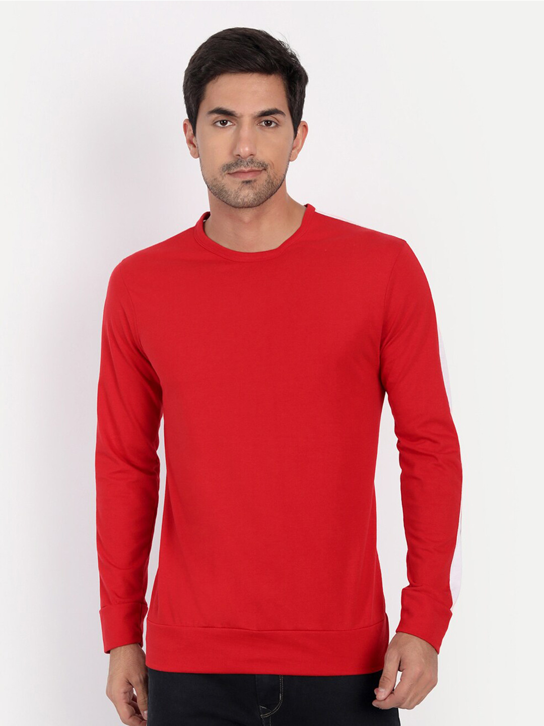 

CLAFOUTIS Men Red T-shirt