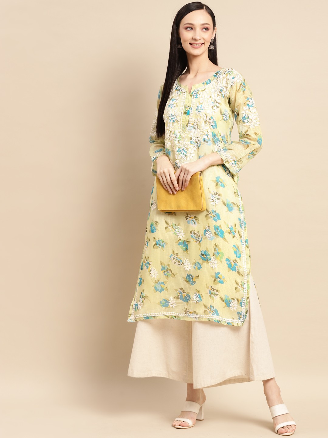 

Saadgi Women Beige Floral Embroidered Chikankari Kurta