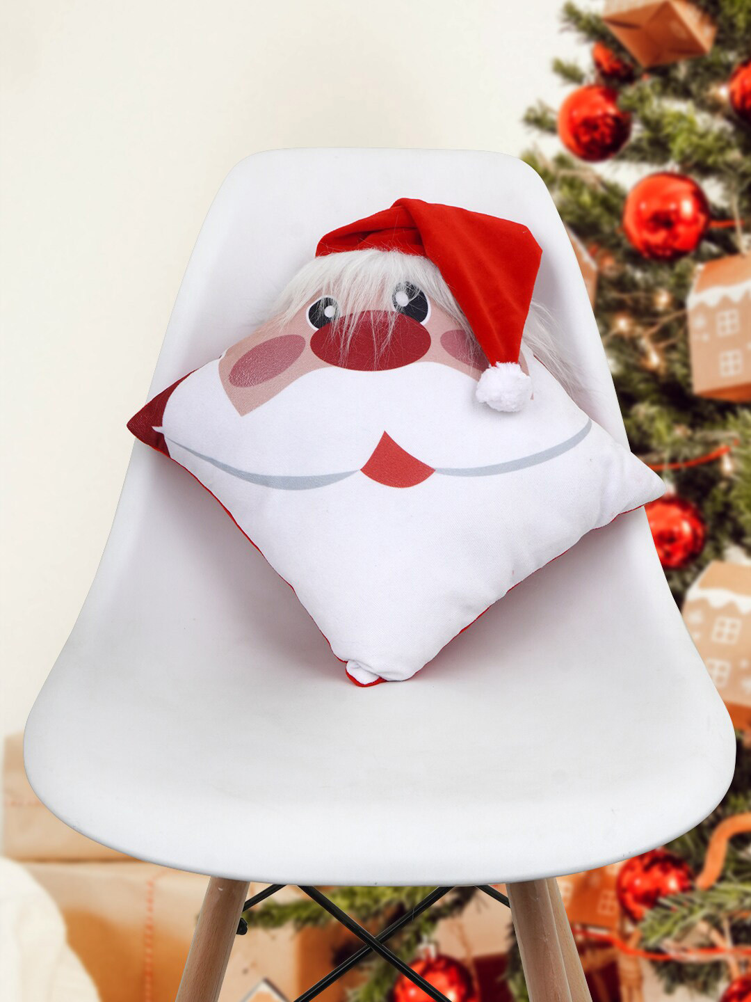 

Crazy Corner Red Square Christmas Cushions