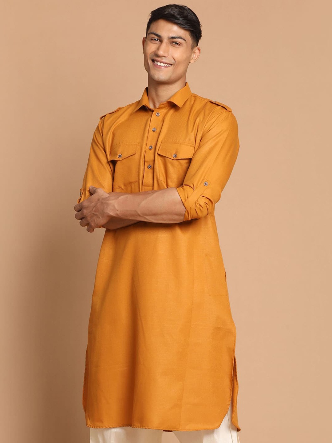 

VASTRAMAY Men Mustard Yellow Solid Cotton Pathani Kurta