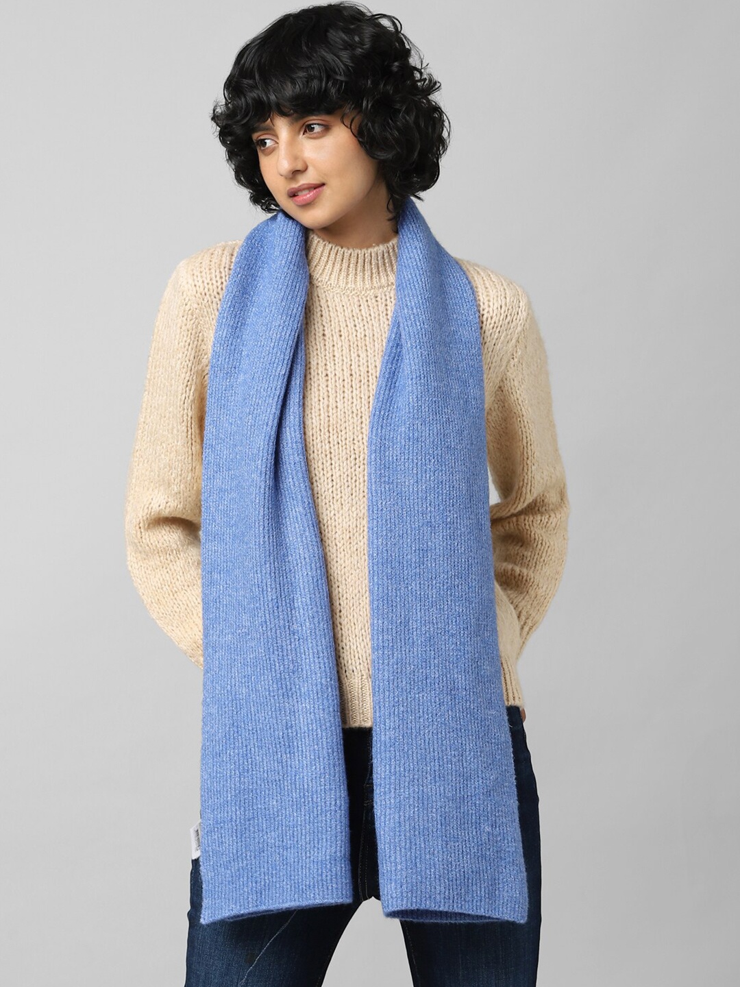 

ONLY Women Solid Polyester Scarf, Blue