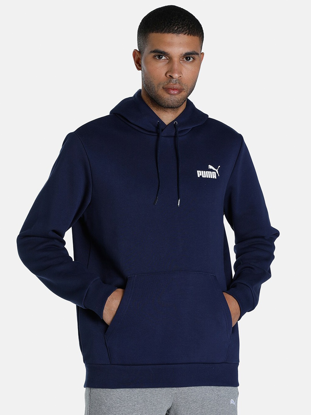 

Puma Men Blue Essential Small Logo Regular Fit Sweatshirt
