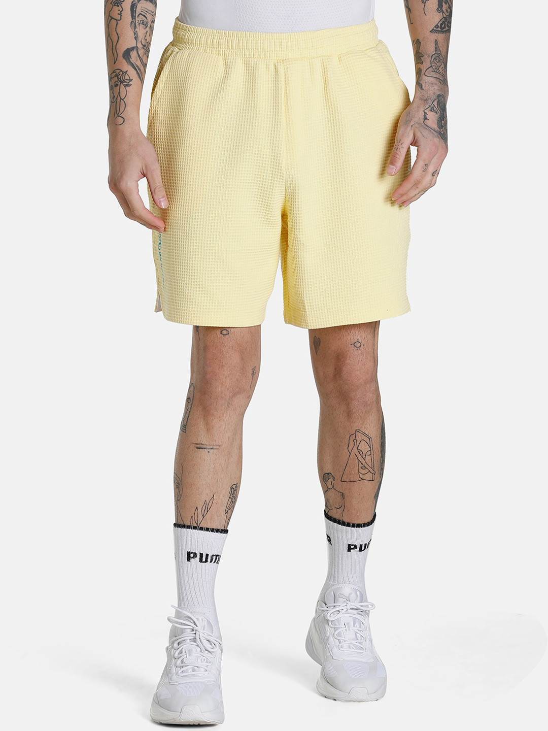 

Puma Unisex MMQ Sail To Bay Shorts, Yellow