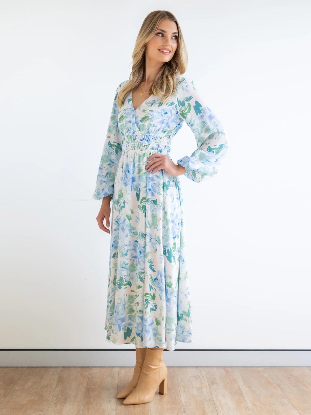 

StyleCast EWomen Blue & White Floral Maxi Dress