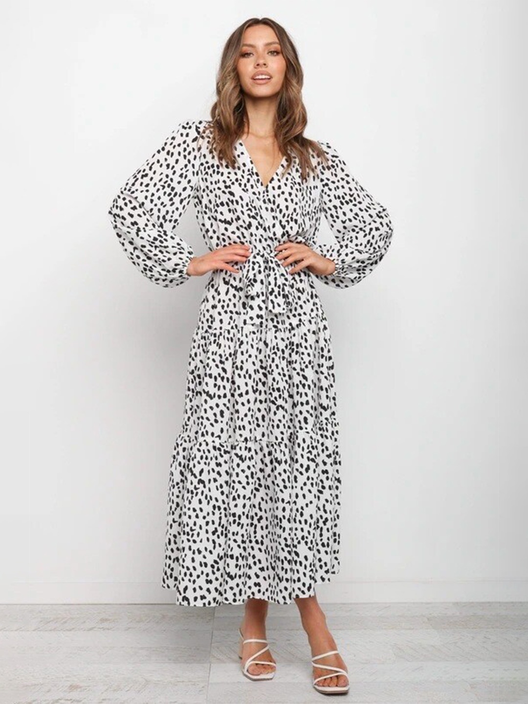

BoStreet Women White & Black Layered Midi Dress