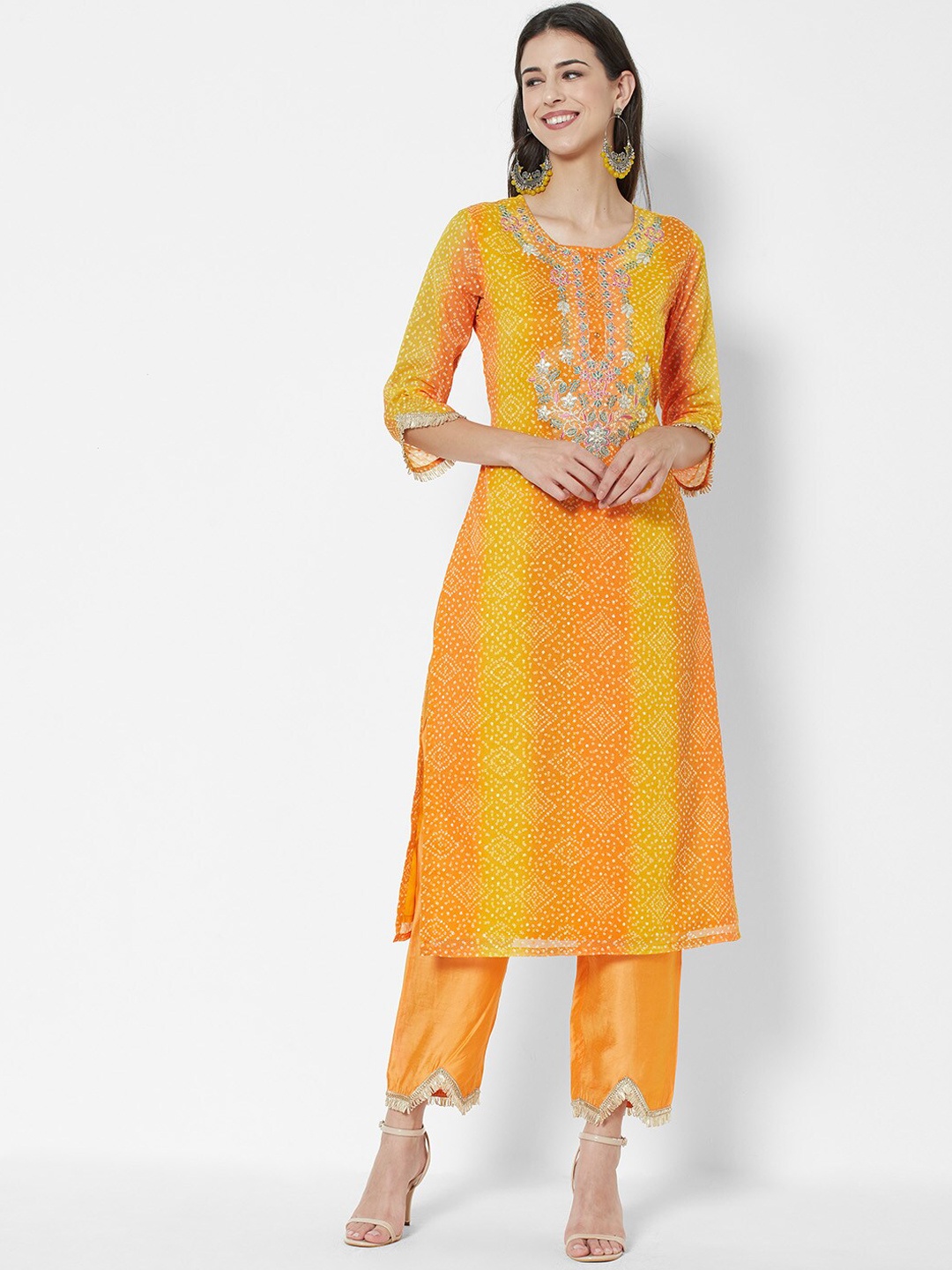 

HEEPOSH Women Orange & Yellow Floral Embroidered Gotta Patti Kurta with Trouser
