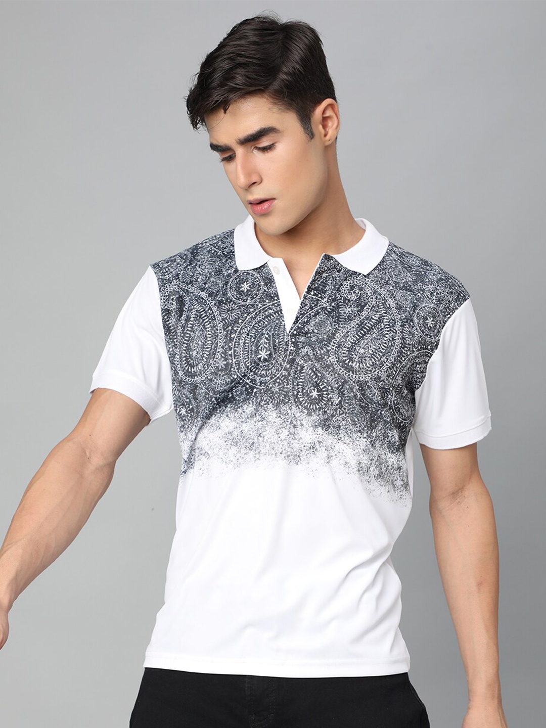 

FTX Men White Printed Polo Collar T-shirt